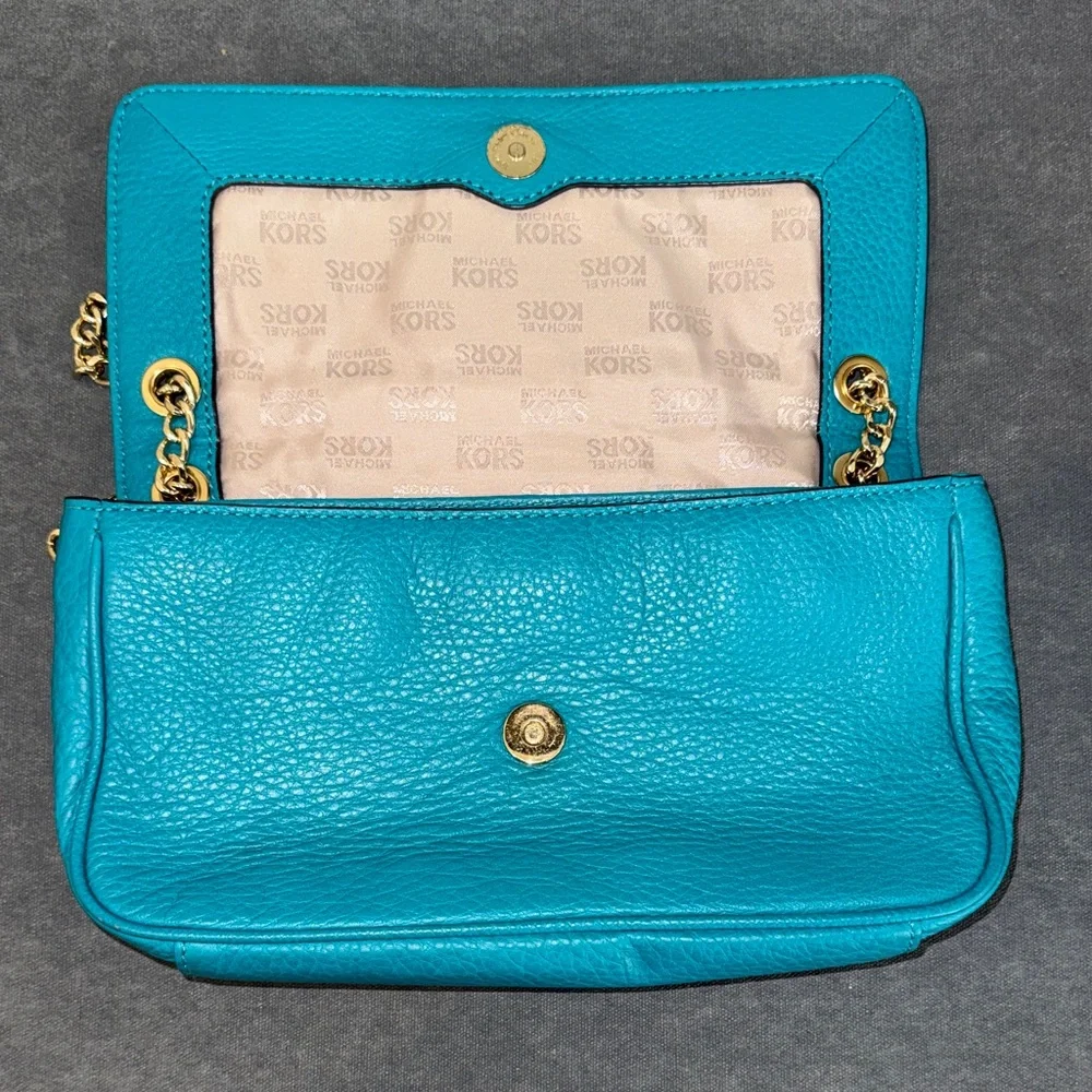 Michael Kors Teal Chain Strap Bag - Picture 5 of 6